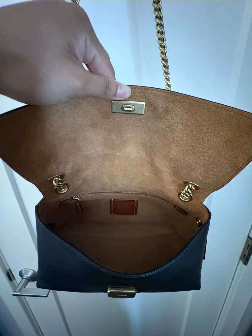 Coach Chain Chelsea Shoulder Bag 30 in Black - Picture 3 of 11